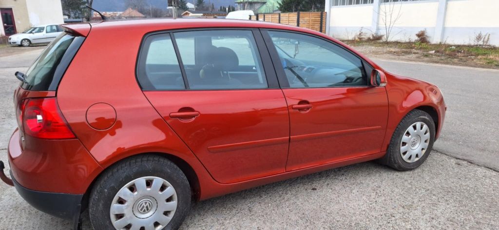 Vând golf 5 2006