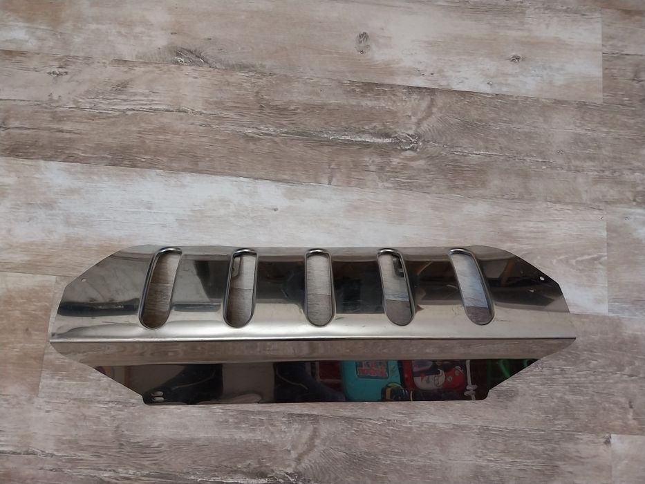 Никелирани предпазни решетки за джип