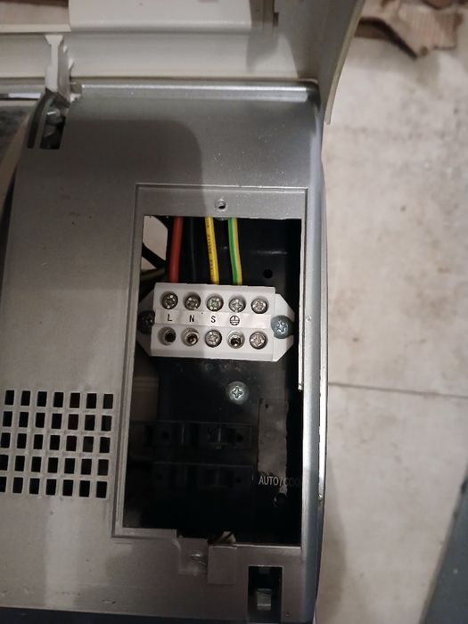 Вътрешна платка и мотор от инверторен климатик Мидея 12