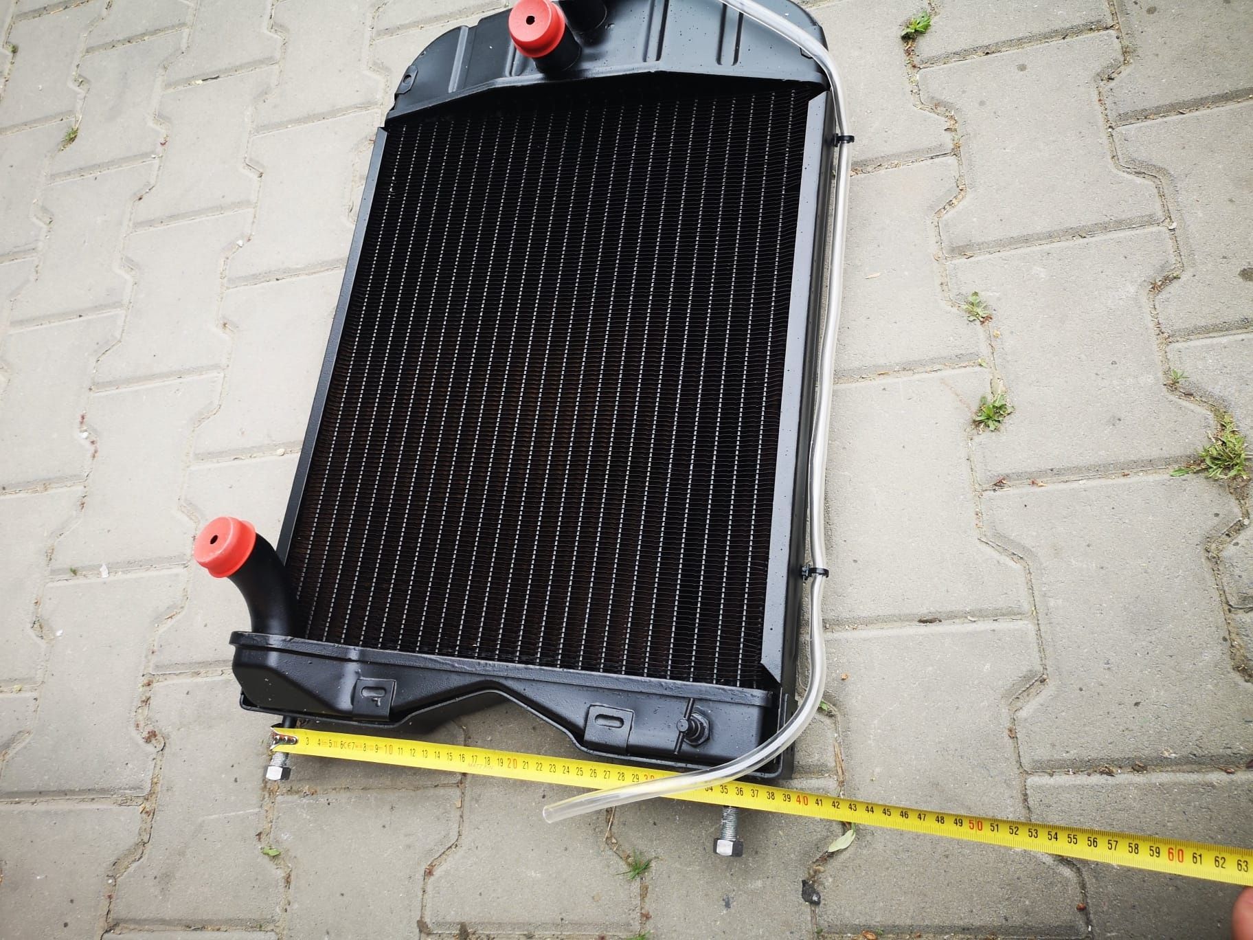 Radiator tractor: Massey ferguson 135 35 173
Massey Ferguson
Seria : 1
