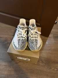 Yeezy zebra 42 пасват на 43