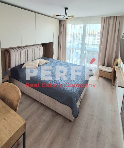 Продава се Двустаен апартамент в Бургас, Сарафово - 65 кв.м за 2385 €/кв.м - Снимка #5