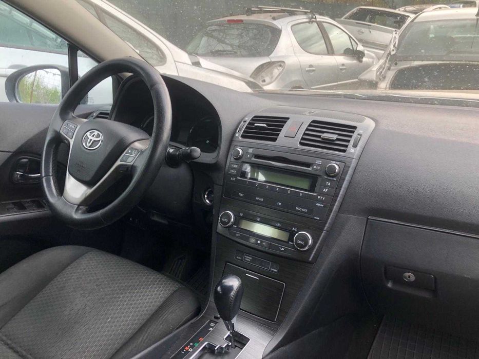 Dezmembram Toyota Avensis T27 1.8 Benzina 2009