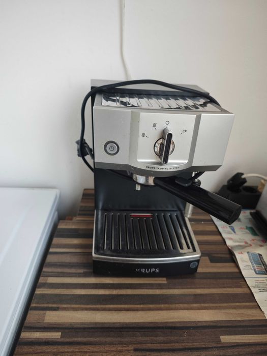 Кафе машина Krups XP562-030 за части