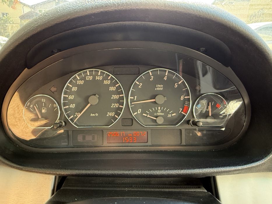Vând BMW E46 325CI coupe