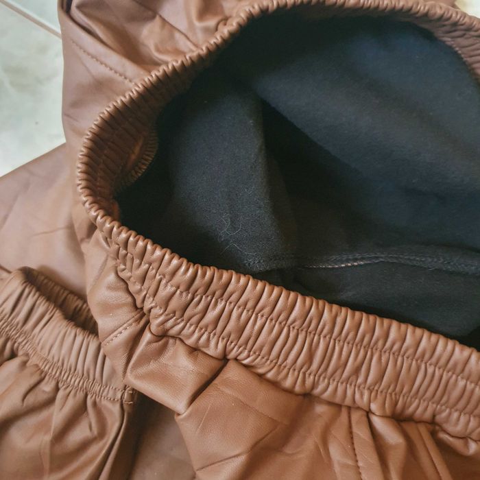 Pantaloni piele cargo