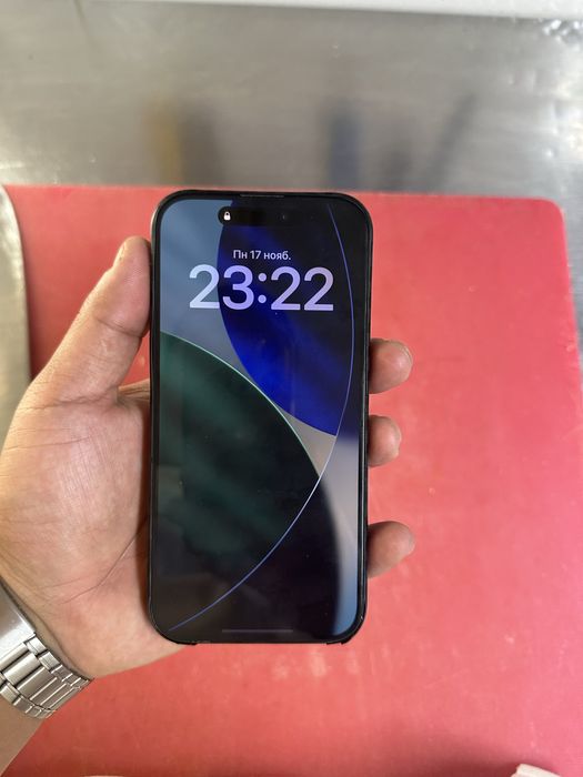 Iphone 15 pro 128/78%