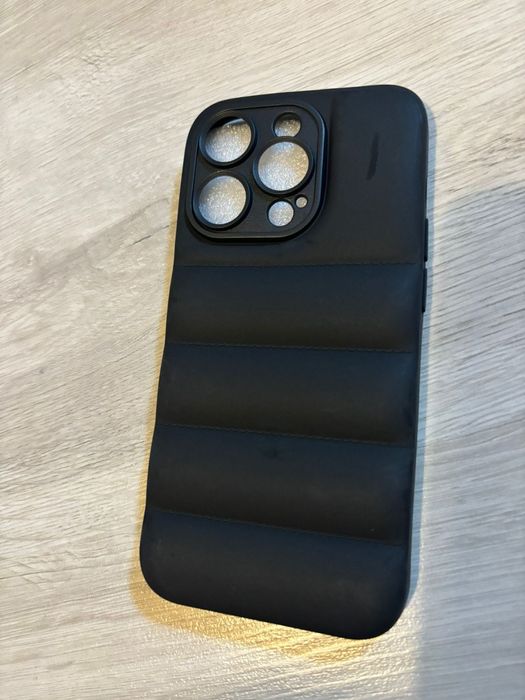 Huse telefon iPhone 14 și iPhone 14pro negru și bej