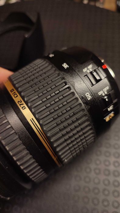 Обектив Tamron SP 17-50mm f2.8 (с проблем) за Canon