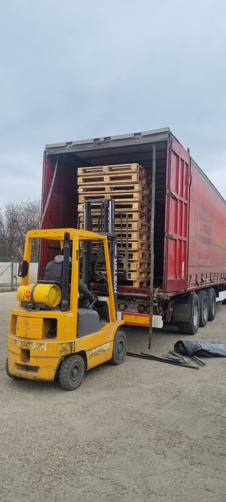 Vând paleti euro și NON euro