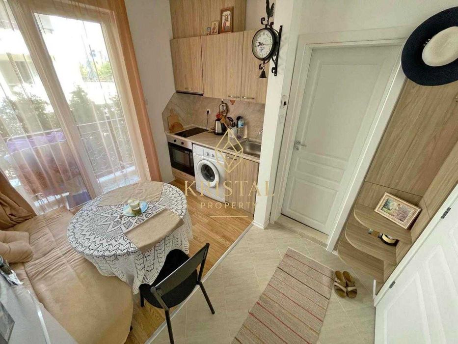 Продава се Двустаен апартамент в к.к. Слънчев бряг - 37 кв.м за 1771 €/кв.м - Снимка #3