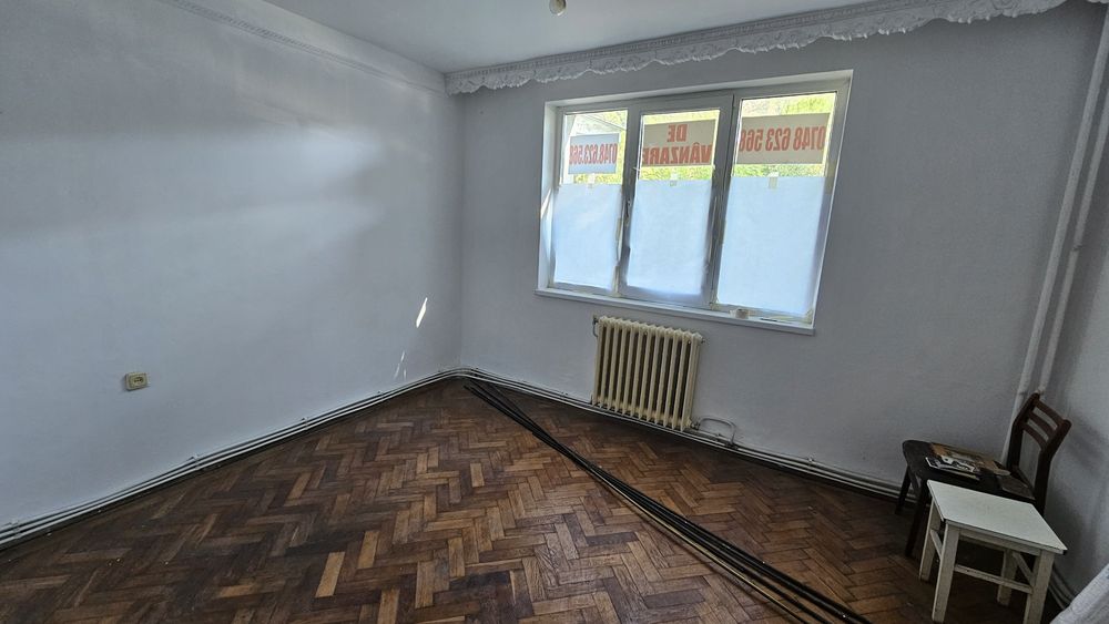 Apartament Ultracentral, parter, spatiu comercial