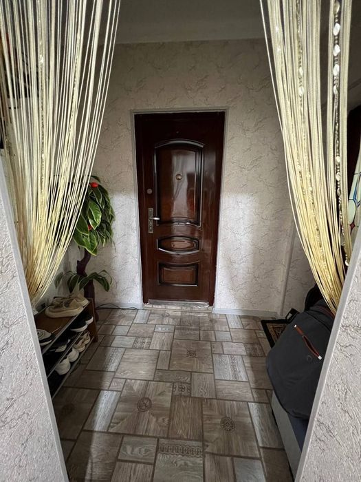 Продается квартира в массив куйлюк 4 комнаты