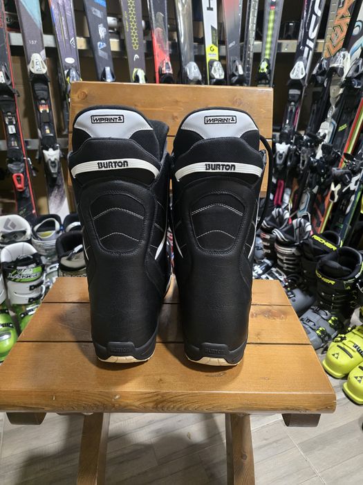 Boots Burton Invader, nr. 45.