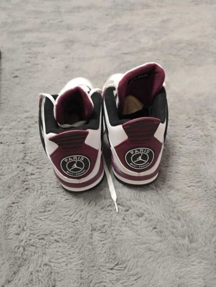 Jordan x PSG Air Jordan 4 Retro 
x PSG Air Jordan 4 Retro