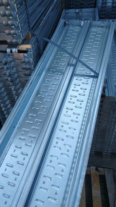 Talpa reglabila schela metalica 30 50 70 si 100cm , accesorii schele