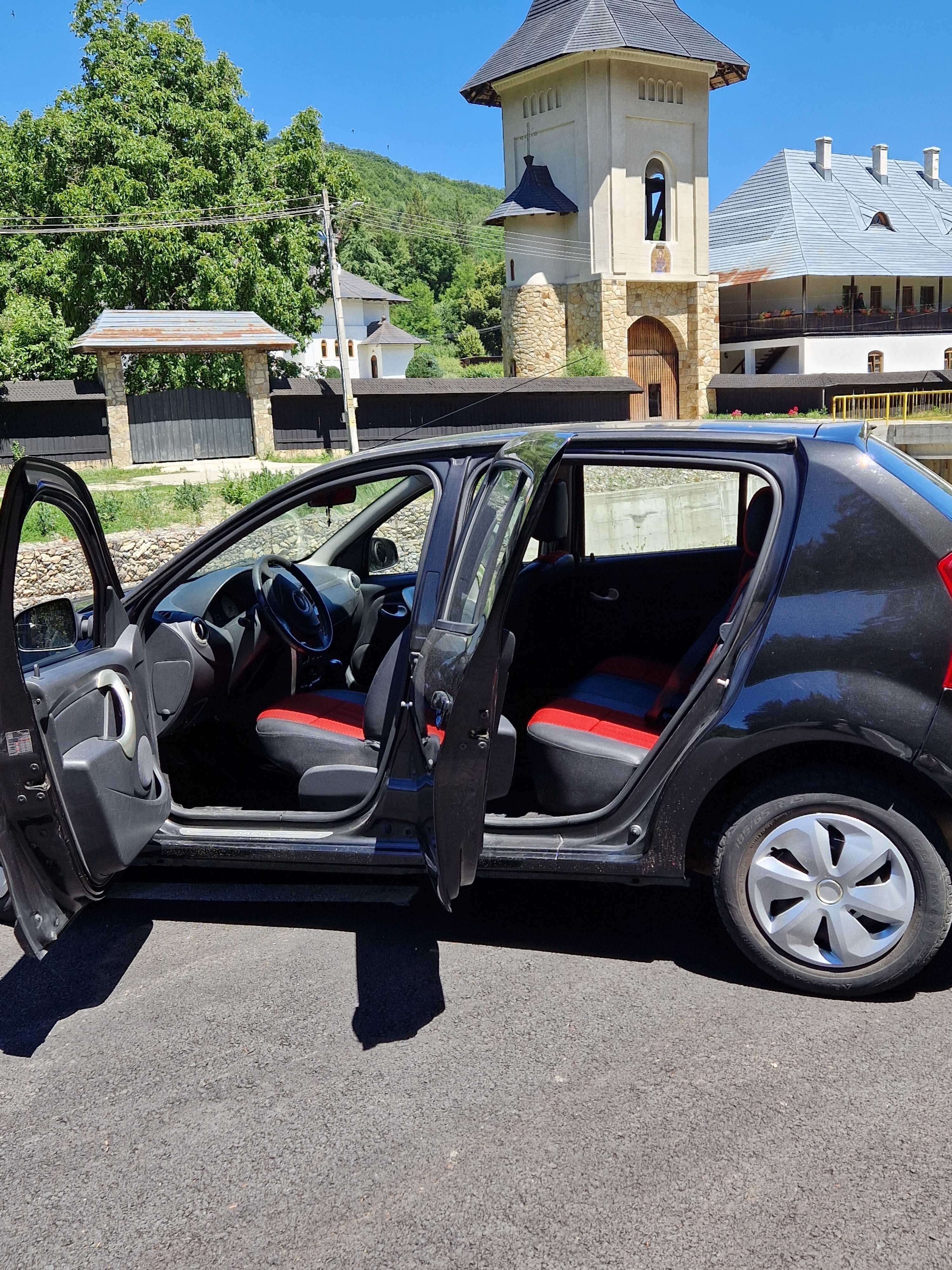 Dacia Sandero Black line
