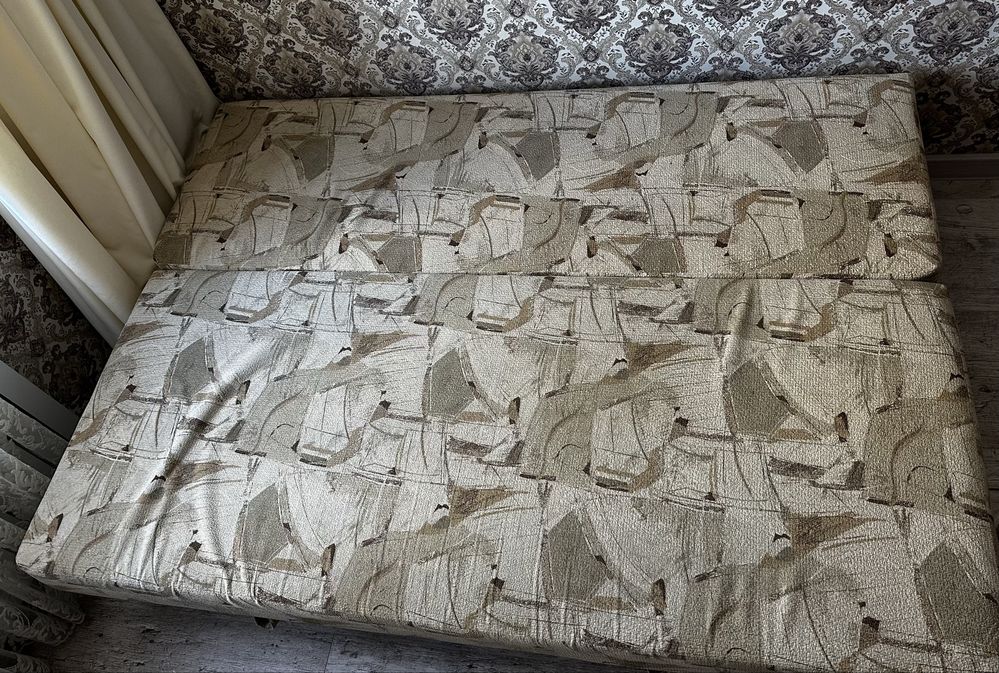 Продается диван, комод, шкаф