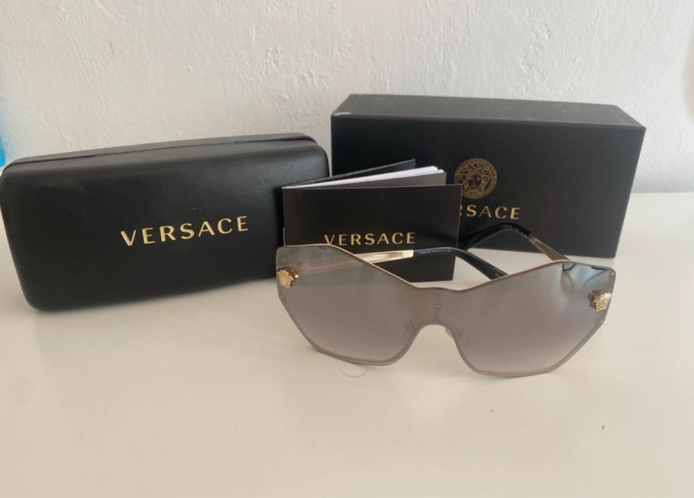 Ochelari de soare Versace
