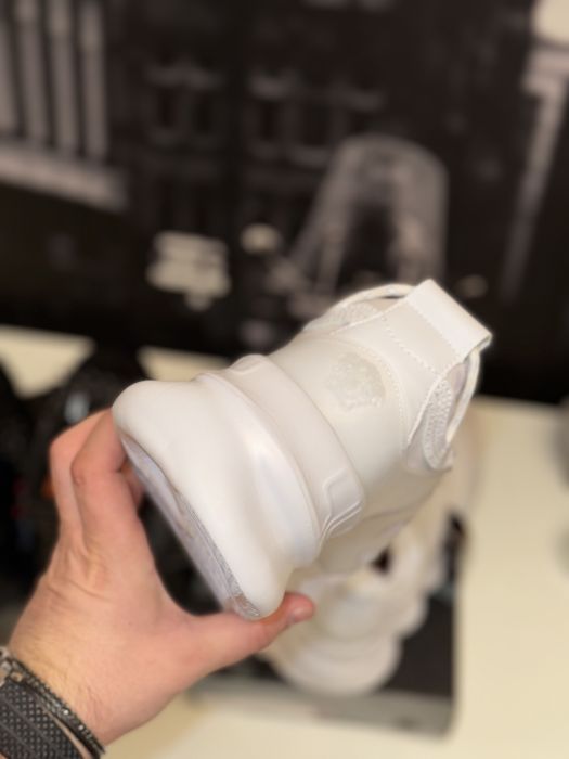 Adidasi Versace piele