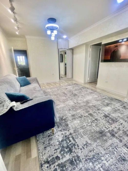 Продаётся КВАРТИРА 3/3/9 на 75м2 Галерейка Ор-р: гостиница Тата