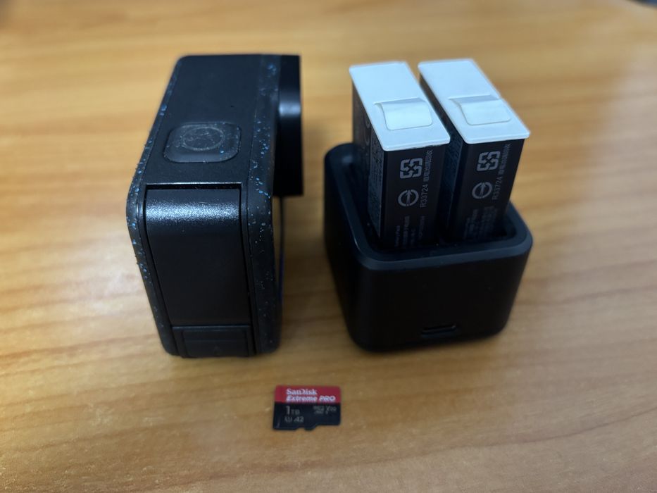 Vand Go pro 12 hero black plus card 1tb