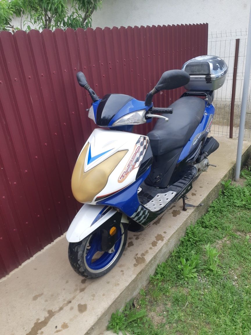 Vand moped Firstbike