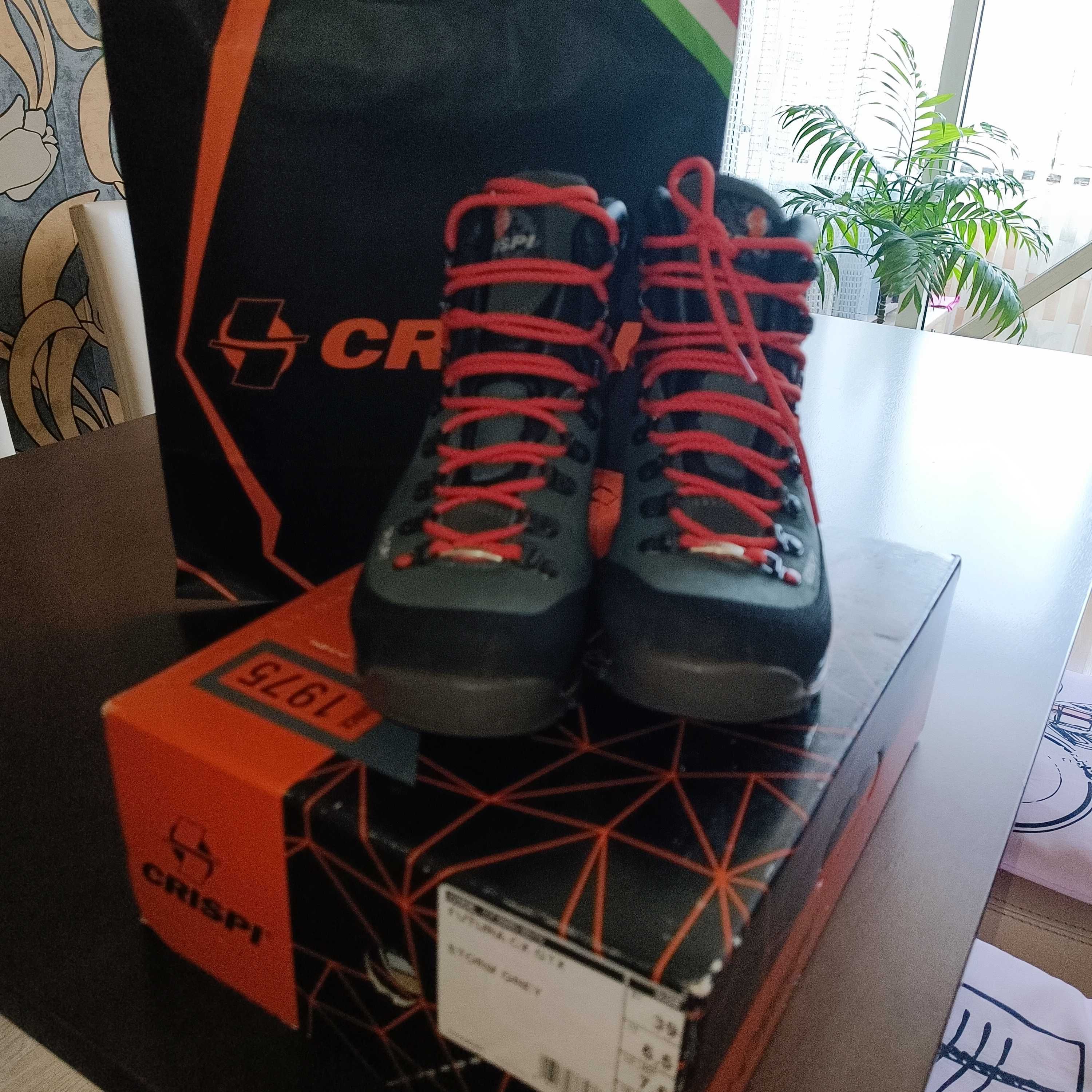 Туристически обувки.Най-новия модел на Crispi- Futura Cx Gtx-размер 39