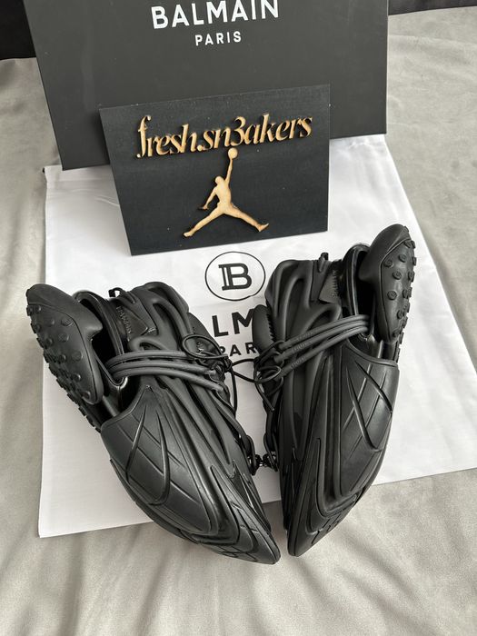 Balmain Unicorn Black size 42