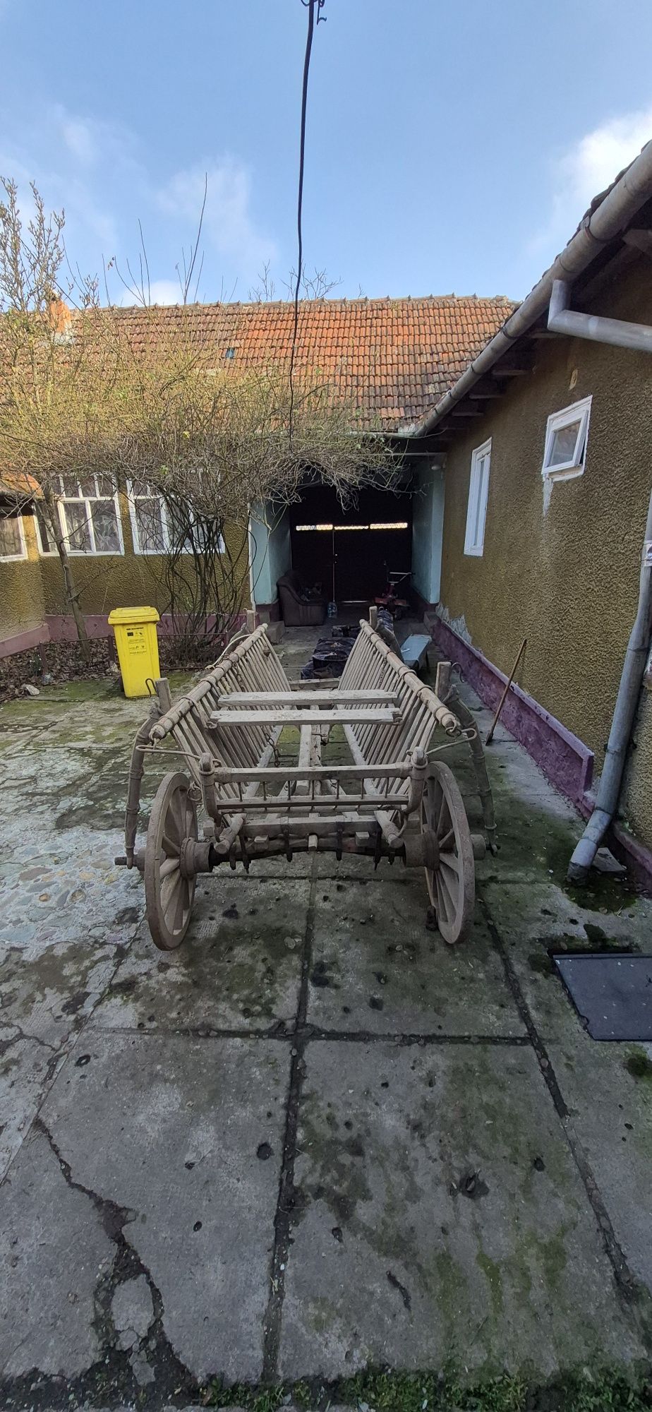 Vand car mare din lemn