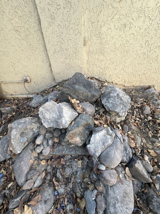 Камень горный под пруд