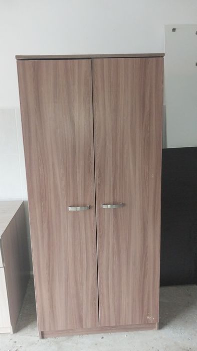 Шкафы для одежды