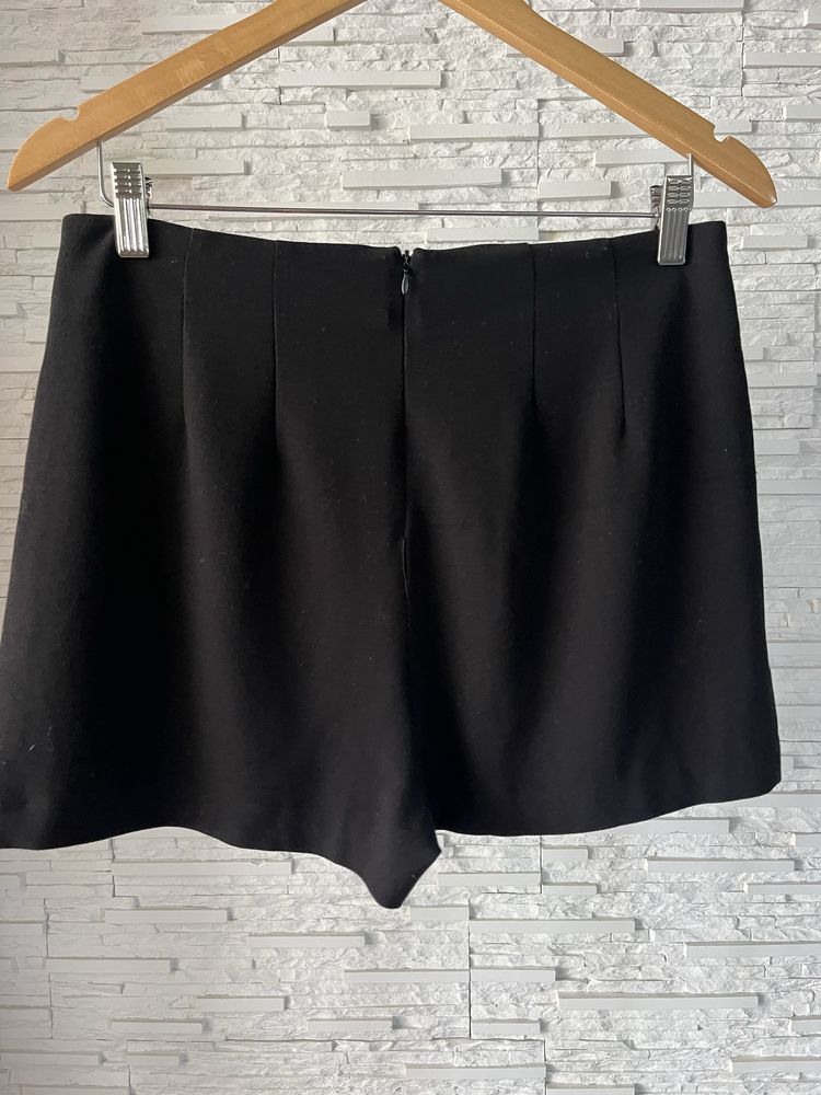 Къси панталони Zara