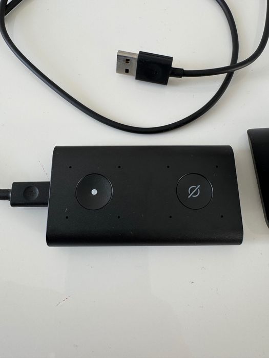 Хендсфри за кола Amazon Echo Auto hands free