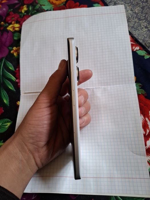 Redmi note 13 pro plus