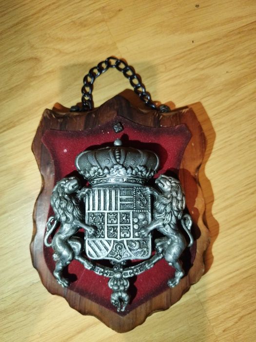 Decor antic din argint