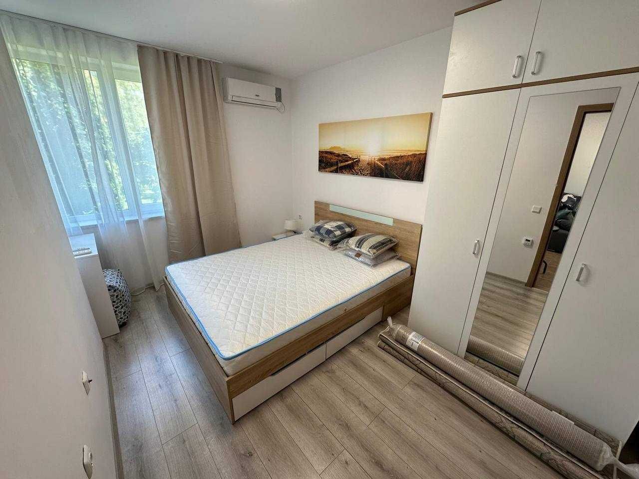 Продава се Двустаен апартамент в к.к. Слънчев бряг - 50 кв.м за 1380 €/кв.м - Снимка #2