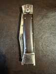 Briceag automat cu extractor de cartuse