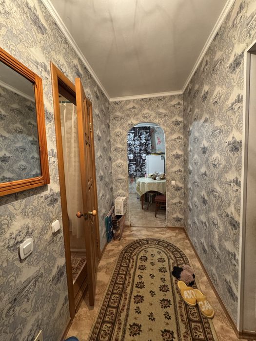 Продам 1 комнатную квартиру в 4 мкр