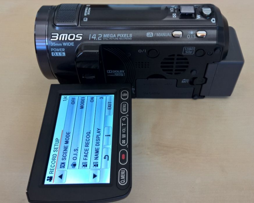 Vand camera video Panasonic HDC-SD600 – Full HD – NOUA