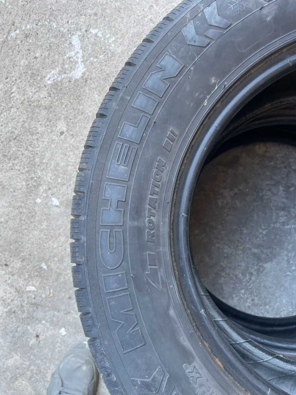 2бр Michelin 215/65/15C | 9.5mm
