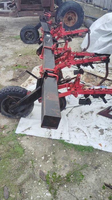 Продавам култиватор