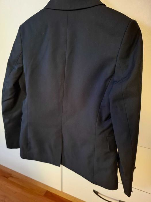 Детски костюм H&M р-р140, ско и панталон р-р 134