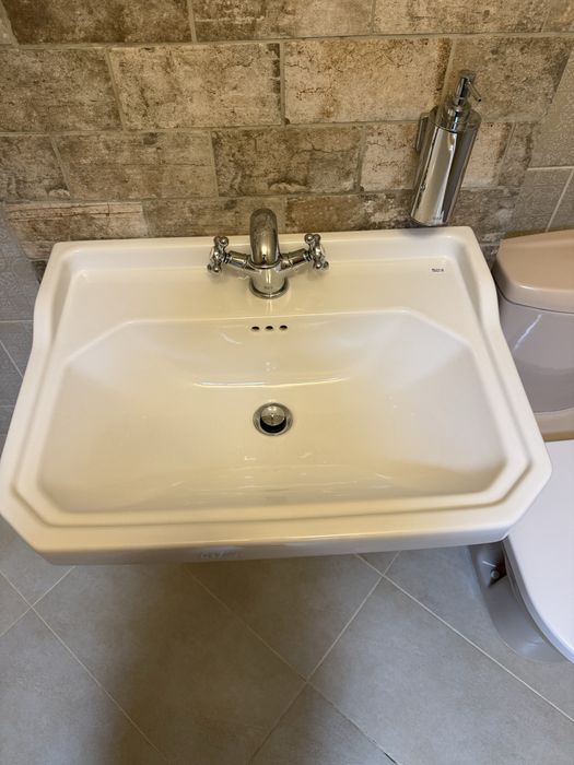 Мивка и смесител ROCA