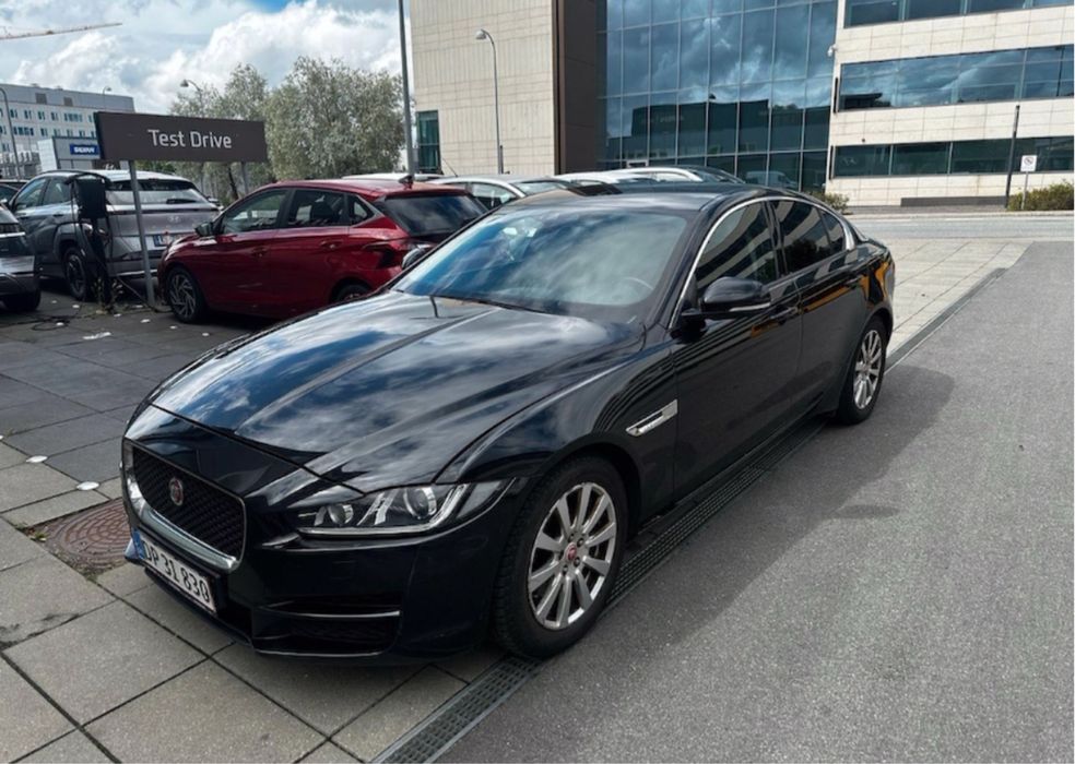 Dezmembrez Jaguar XE 2.0 diesel / 2018