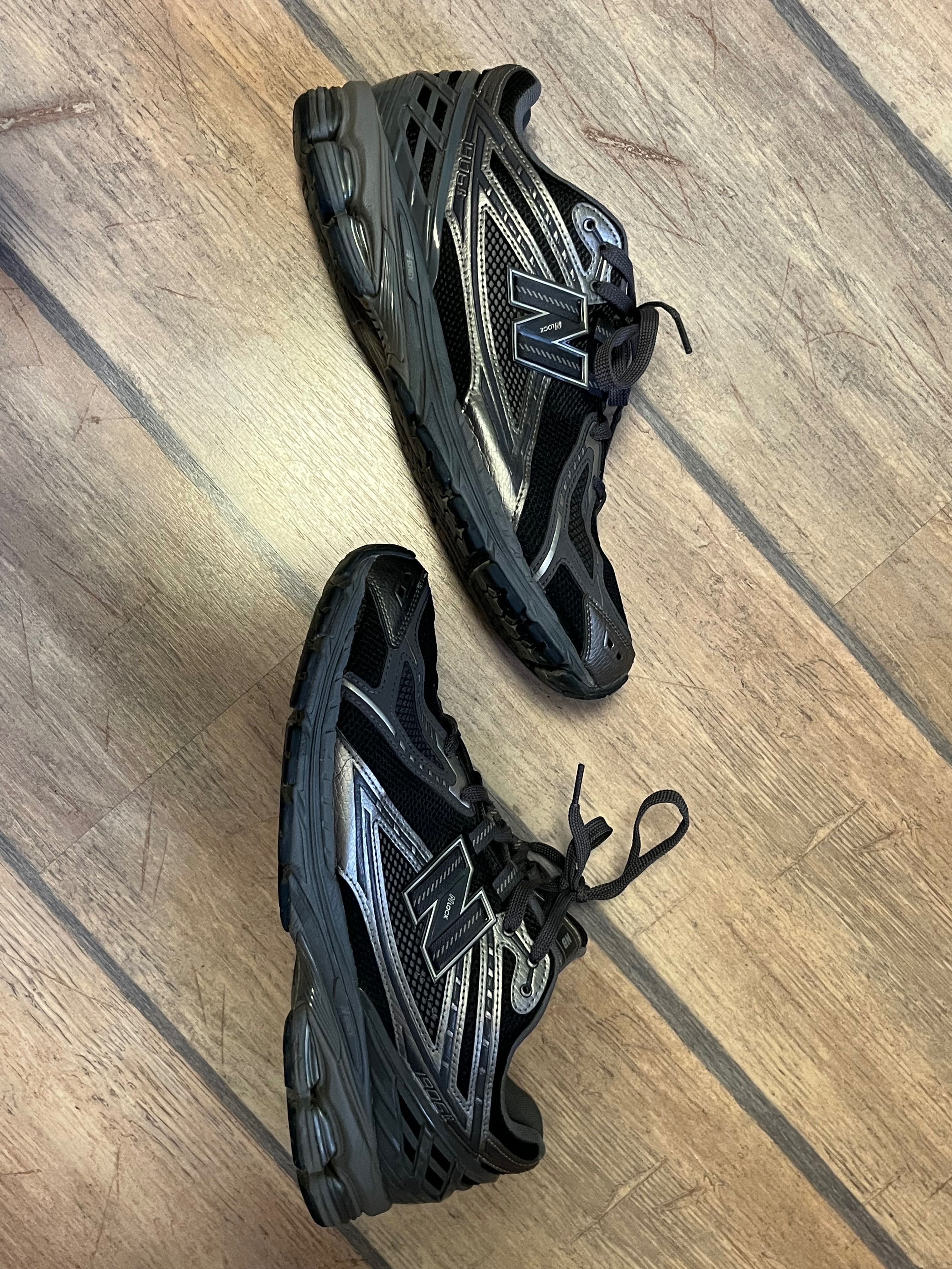 Обувки New Balance 1906