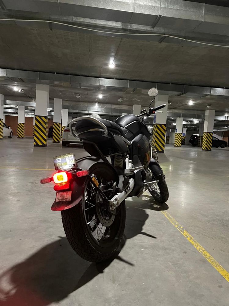 Электромотоцикл Super Soco TC MAX