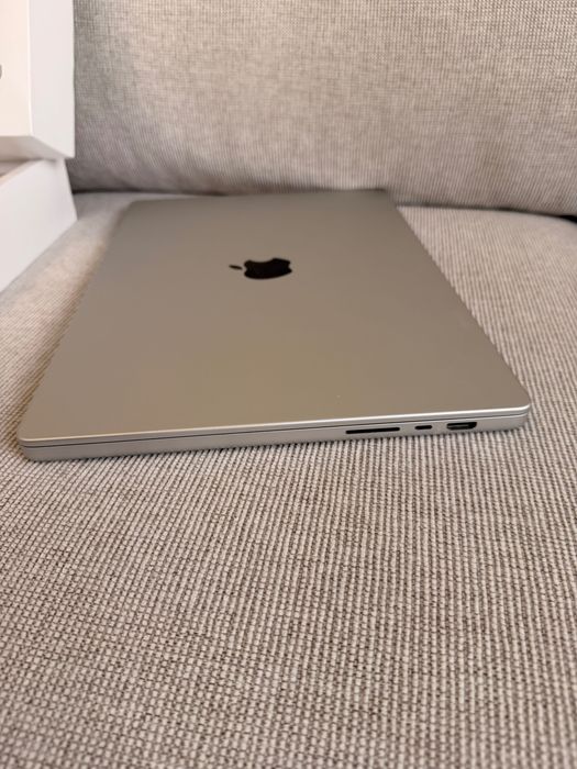MacBook Pro 16", M1 Pro, 16GB RAM, 1TB SSD, Silver 2021