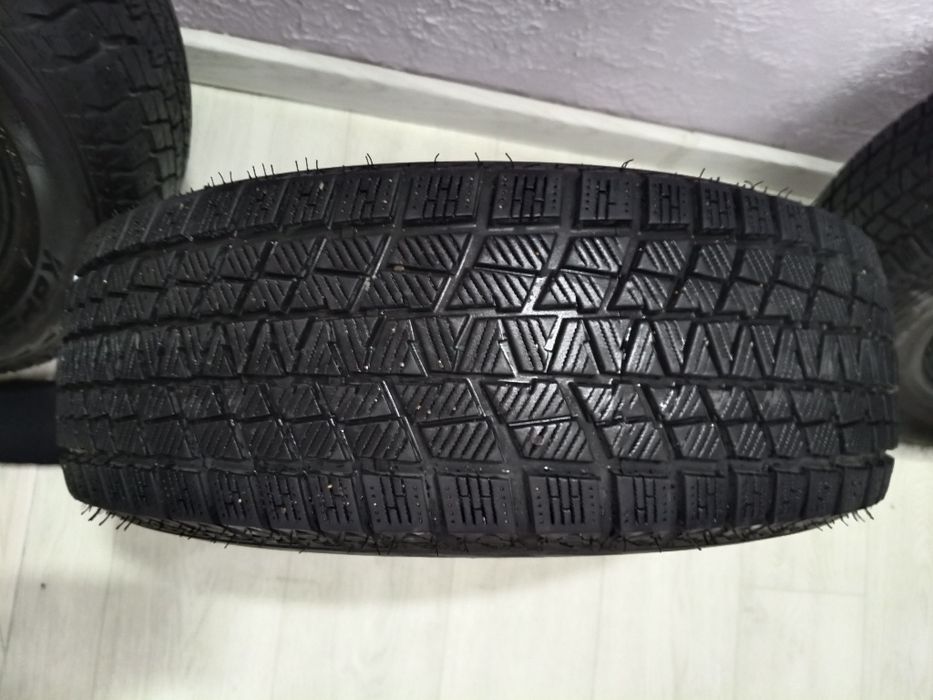 Шины зимние R-15