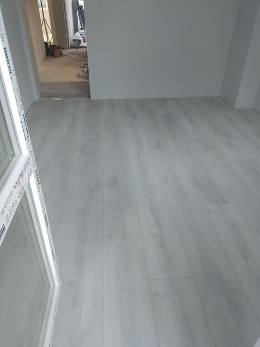 Монтаж на Венилов Ламинат